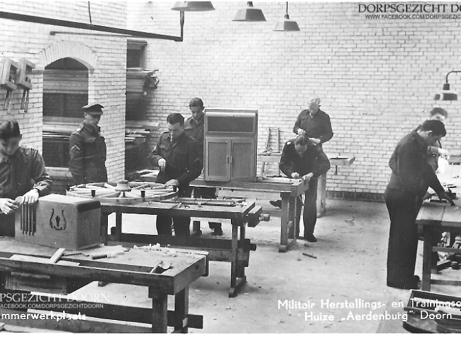 MRC Aardenburg Vanaf de aankoop van de grond in 1860 begon de Amsterdamse bankier Jan van Eeghen met de aanleg van een landschappelijk...
